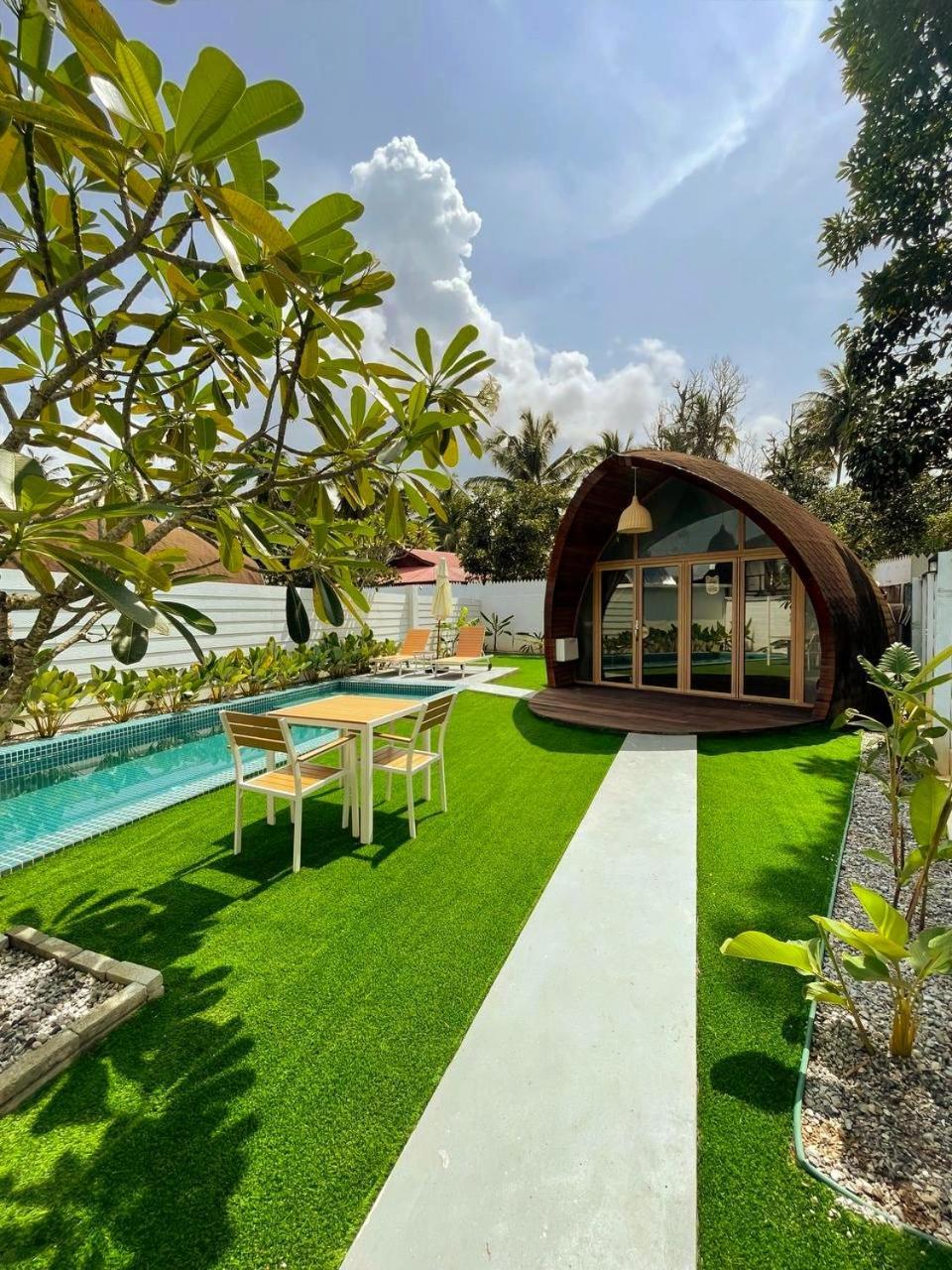 Found Mansion Ξενοδοχείο Pantai Cenang  Εξωτερικό φωτογραφία